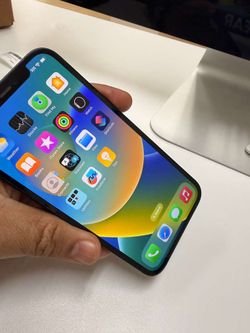 iPhone 12 Black 64 GB unlocked For All Carriers-2