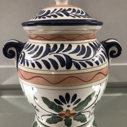 TALAVERA Table top hand painted collection 13” Blue White Ginger/ Cookie Jar. OBO