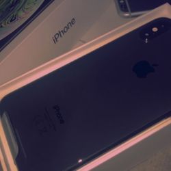 iPhone XS Black