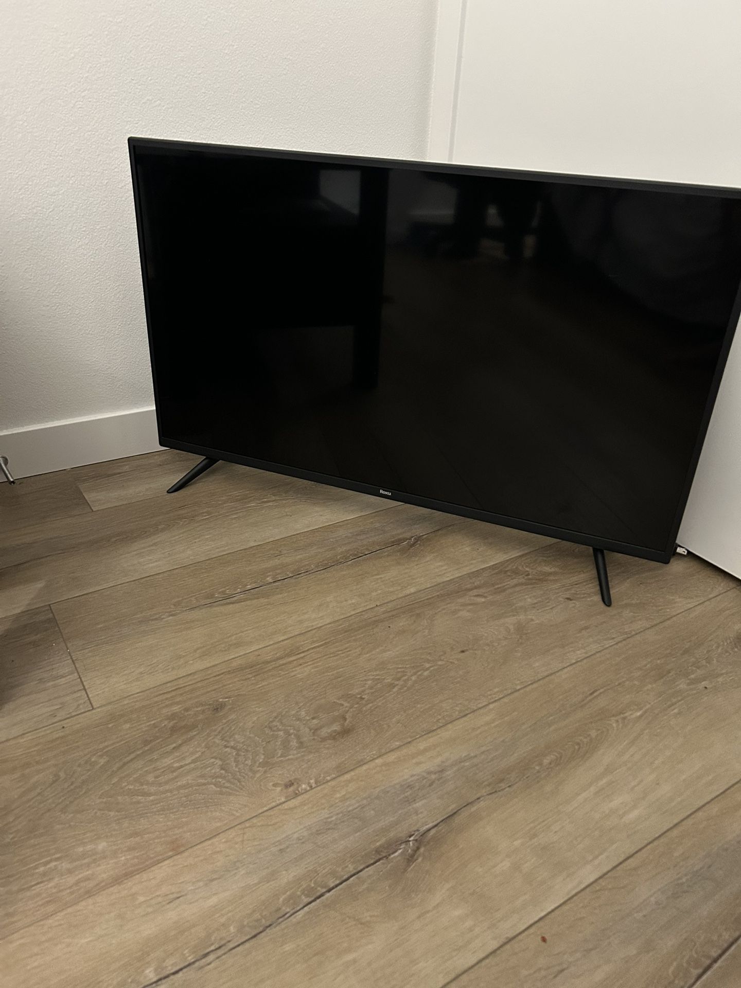 Roku 40” TV