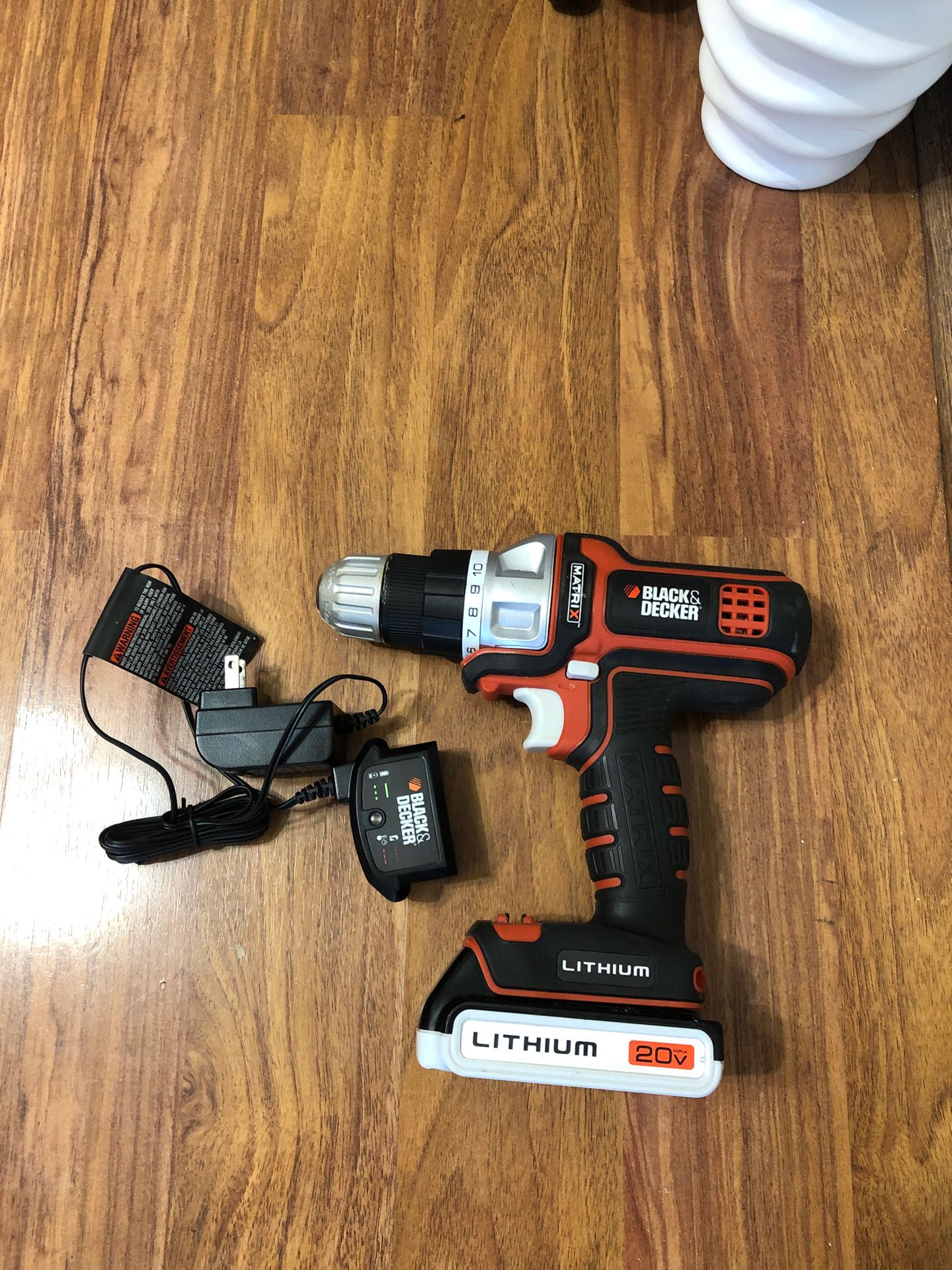 Black & Decker 20V Drill