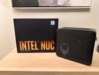 Intel NUC9 i7 2.4GHz / 64GB / 256GB Micro PC