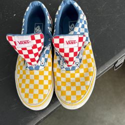Youth Vans Size 4