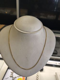 18k solid gold necklace 7 grams 22 Long layway available 10%dwon if you interested please make sure you ask for Maribel thank you