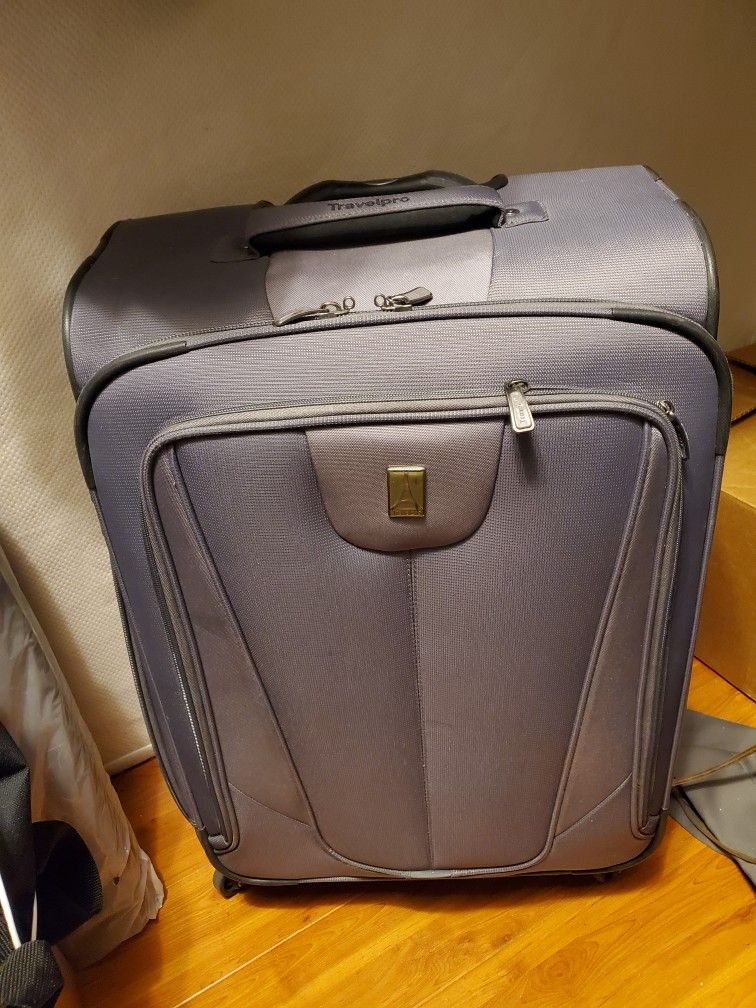 Travel Pro Luggage Travel 4 Wheel