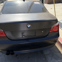 2004 BMW 525i