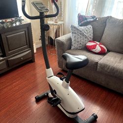 Exercise Byke/ Bicycleta Para Ejercisio