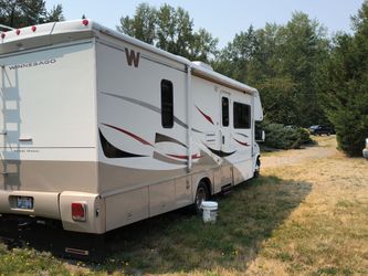 2003 31 foot mini Winnie