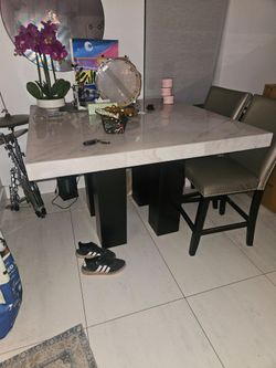 Gorgeous Heavy Table