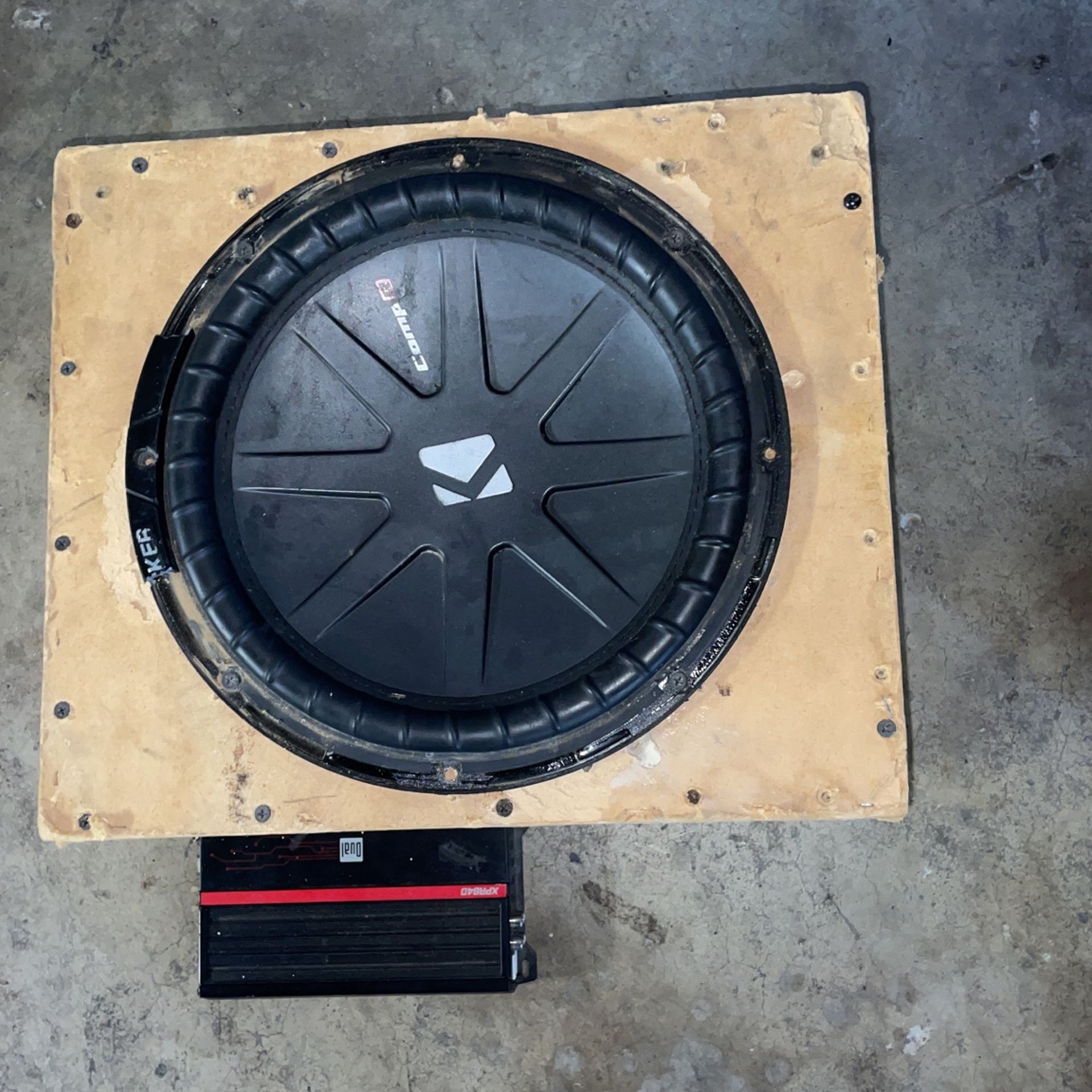 12” Kicker And Amp