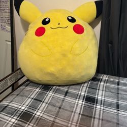 Pikachu Squish Mellow