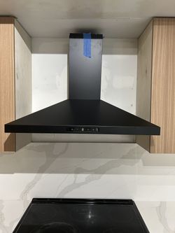AKDY 30 inch Convertible 217-CFM Black Wall-Mounted Range Hood