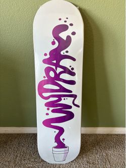 SKATEBOARD 8.38