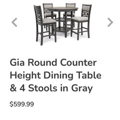 Mor Dining Table & 4 Chairs