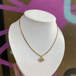 10k CHAIN AND CHARM 
