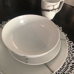 Only Used For Decor-Set Of 4 Dinnerware 