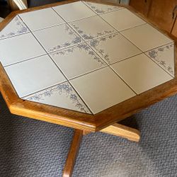 kitchen table 