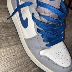 Air Jordan 1 Mid 