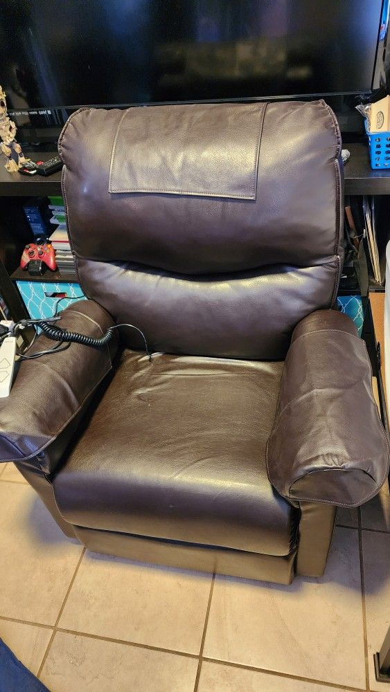 Like New Assisted Lift chair. 