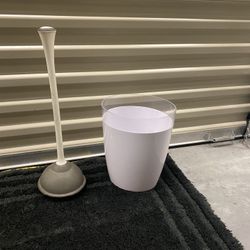 Bathroom Plunger and Bathroom Waste Basket 