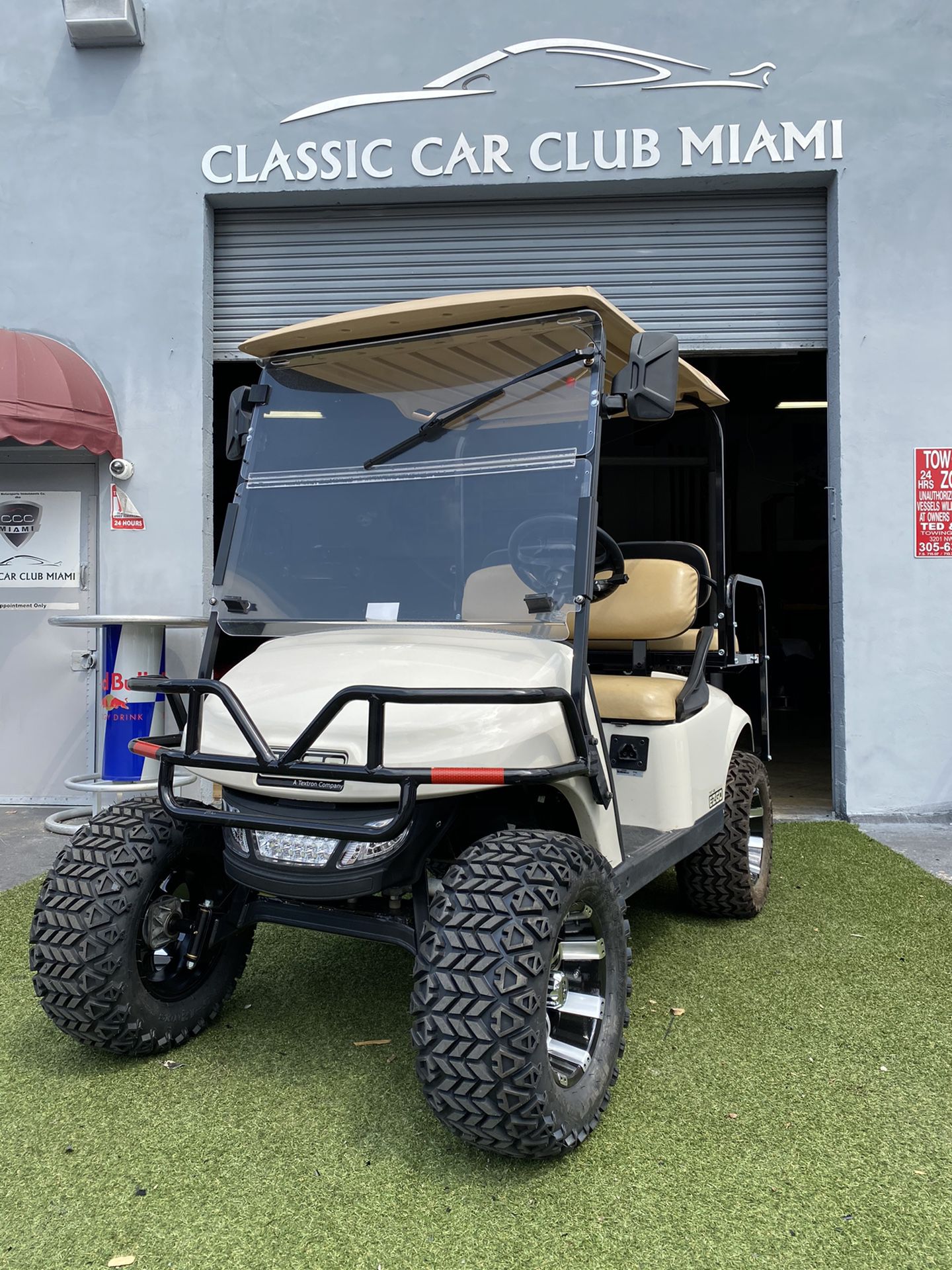 2017 EZ GO TXT 48V golf cart Like Brand New!!!