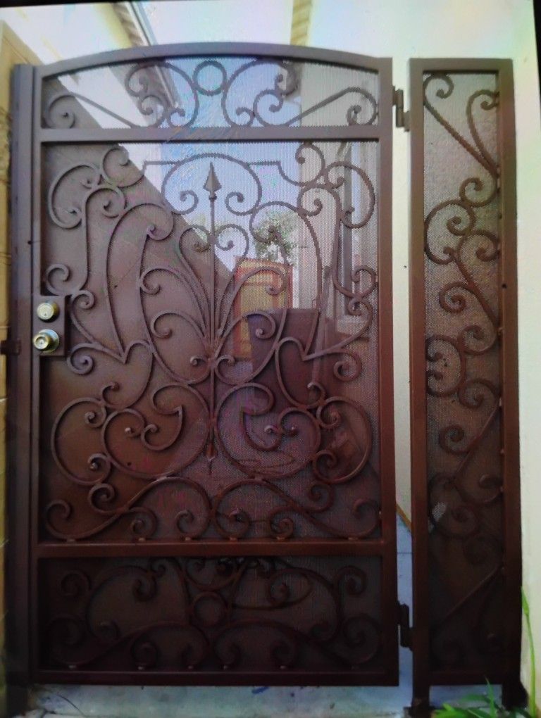 Custom Iron Gates 