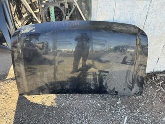 2014 Nissan Titan Hood 