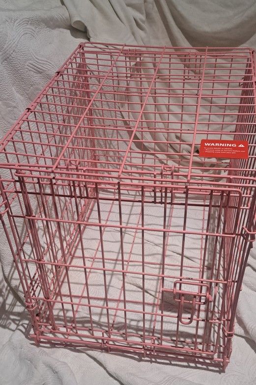 S/M Pink Dog Crate