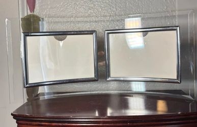 Pinnacle Acrylic Curved Double Picture Frame Fits Two 4x6 Photos