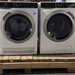 Electrolux Washer & Dryer Set (Stackable)