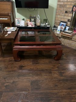 Livingroom Table
