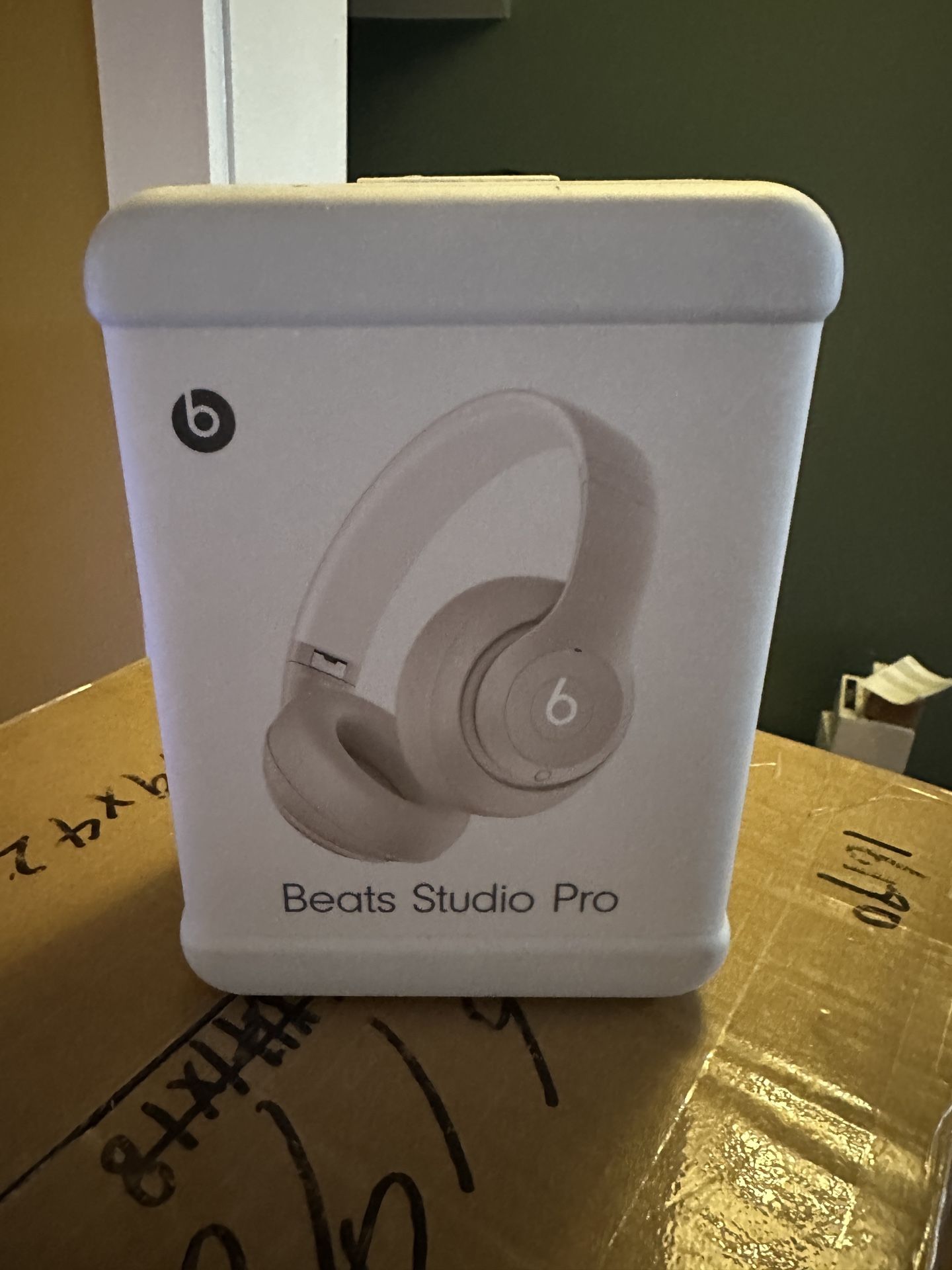  Studio Pro - Sandstone (Set of 2) 🎧 Factory Sealed -  Authentic