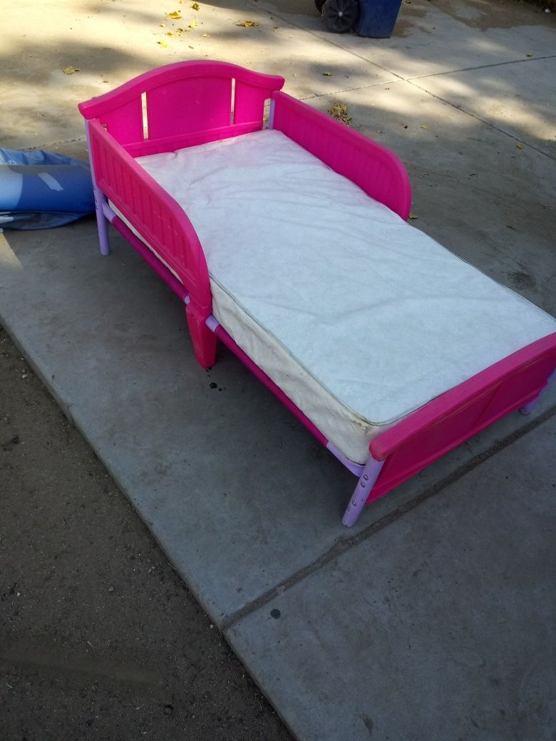 Baby stuff,Toddlerbed, crib matteress,car seat