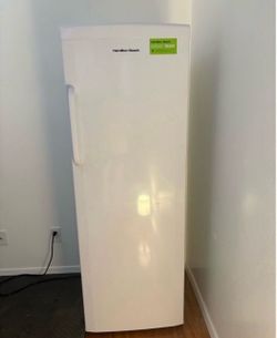 Freezer- Hamilton Beach
