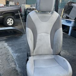 Prius prime Seats 
