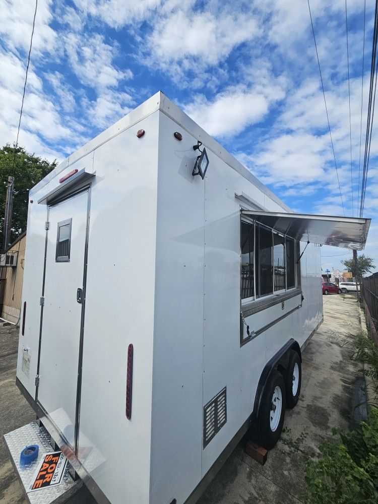* NEW FOOD TRUCK *