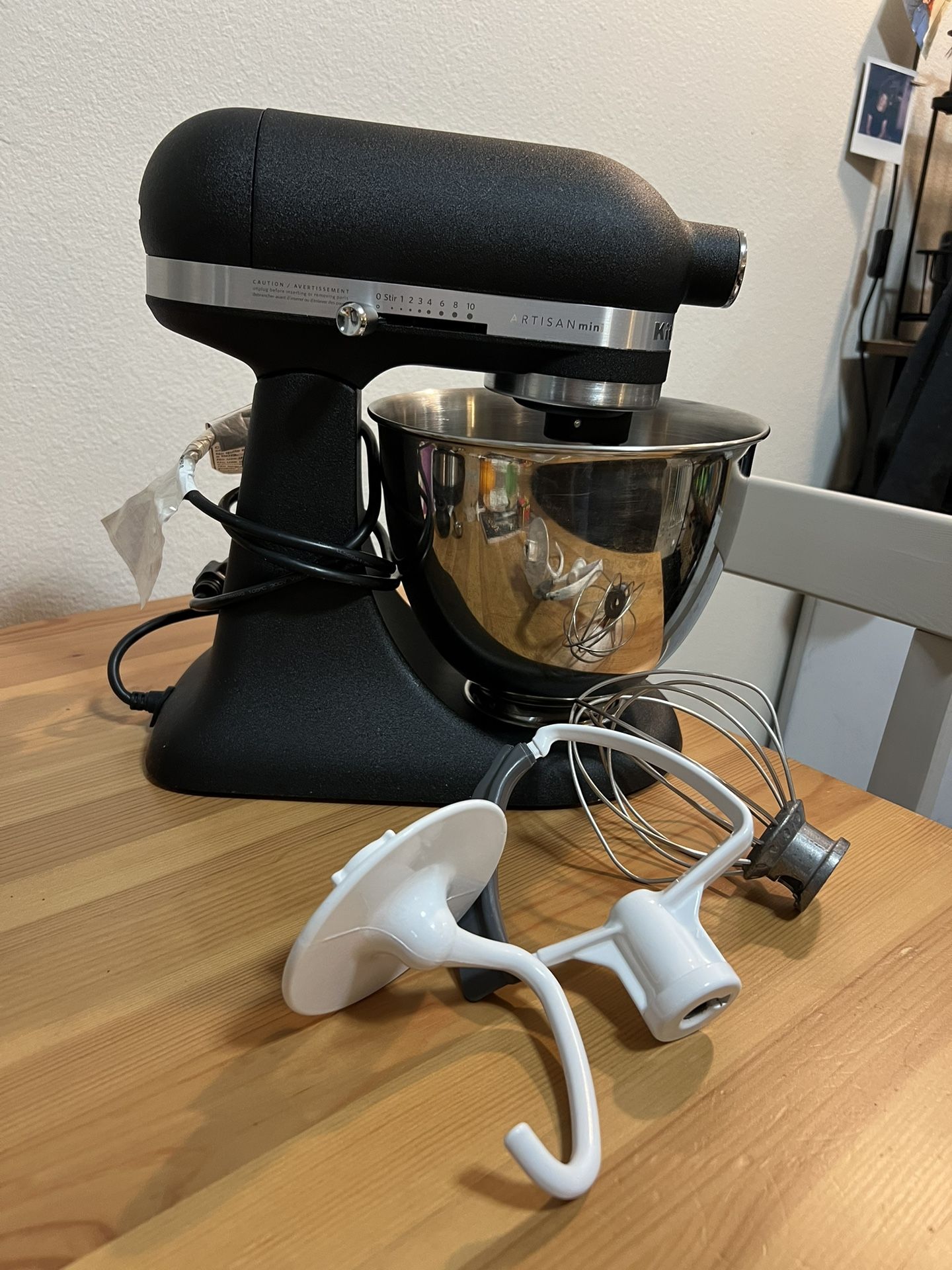 Kitchen Aid Mixer (4 Qt)