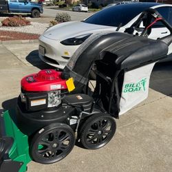 Industrial Vacuum (Brand New)