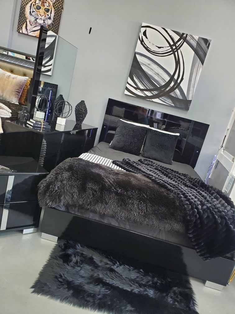 🙋‍♂️4pc Queen Led Light Bedroom 👉Furniture Sectional, Bunk Beds, Dining Table Sets 