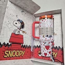 New Snoopy Cup 40oz