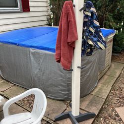 Indoor/Outdoor HALL Tree