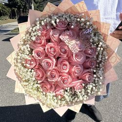 Ramo Buchon Roses Flower Bouquet 