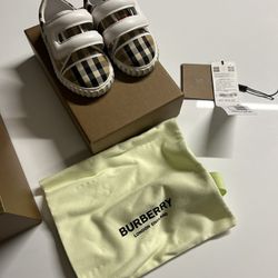 Burberry Shoes For Baby 