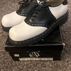 Anarchic Black And White Oxford Shoes