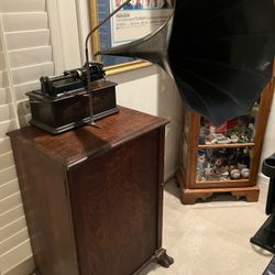 Edison Home Phonograph with Cabinet 