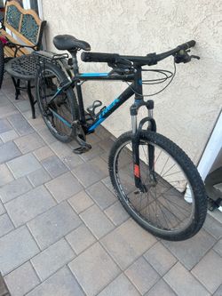 Trek 820 Mt. Bike  26” wheels missing front brake