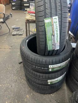 225/40ZR18 Mohawk Aegis Sport A/S 92W XL – Sporty All-Season Performance