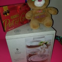 Mother's Day Bundle-Dishes, Bear And Chocolate 
