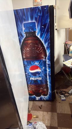True commercial Freezer works fine