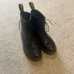 Dr Martens Boots  Women Size 9